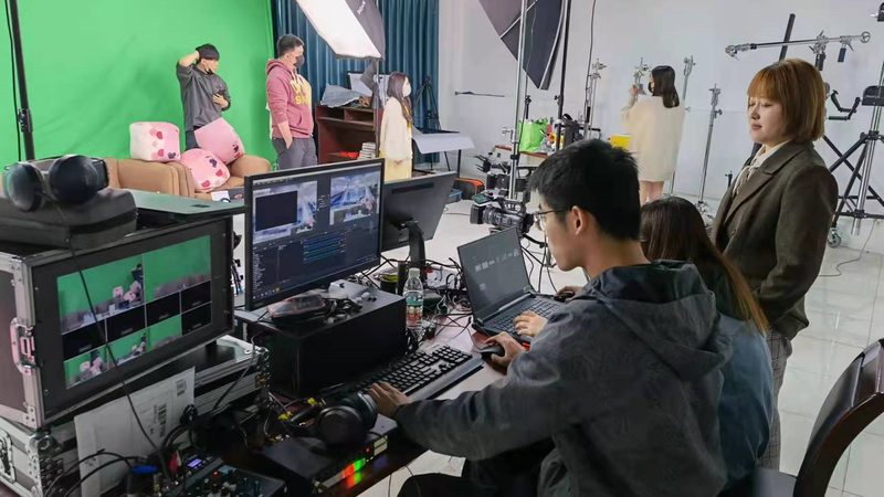 企业宣传片制作，一米报价标准揭秘**