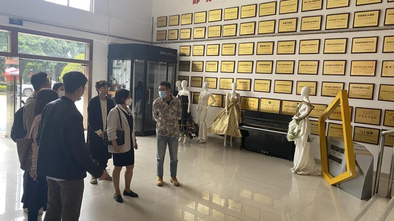 上海品牌设计公司的套餐价格通常由以下几个部分构成：